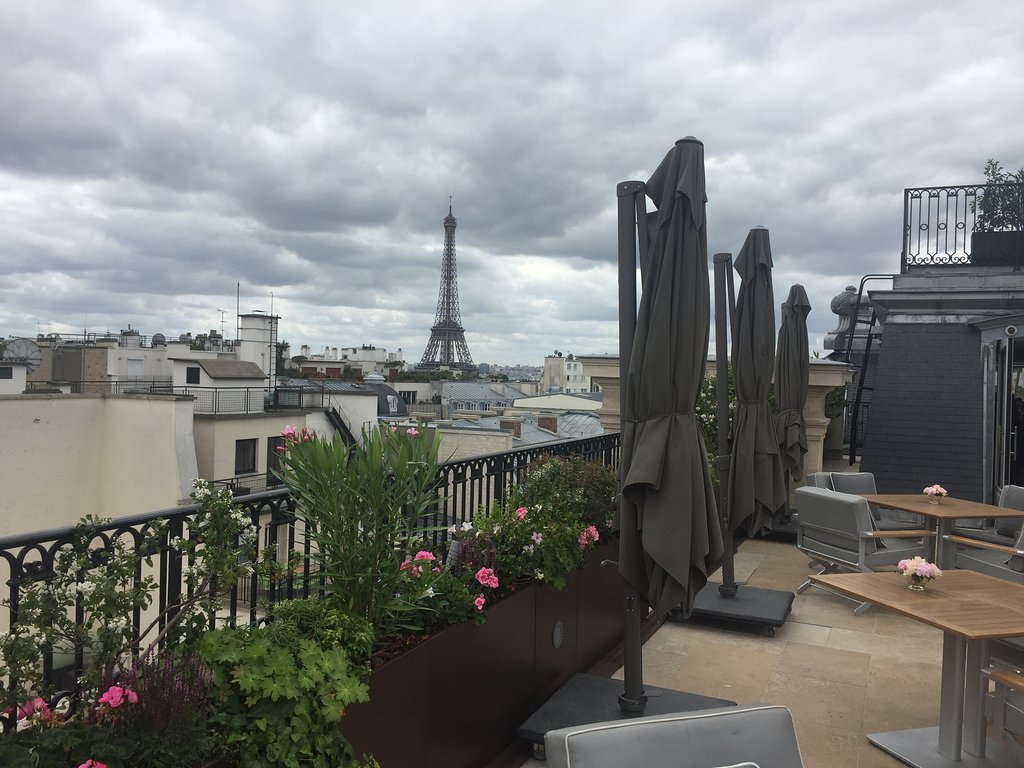 ../Images/CHEN,HUI-CHEN.Paris.The Peninsula Paris (6).jpg